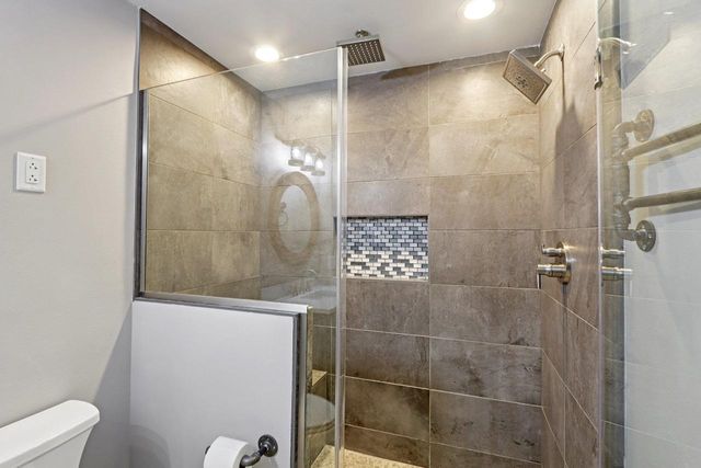 117 Crooked Tree Circle, Deforest, WI 53532