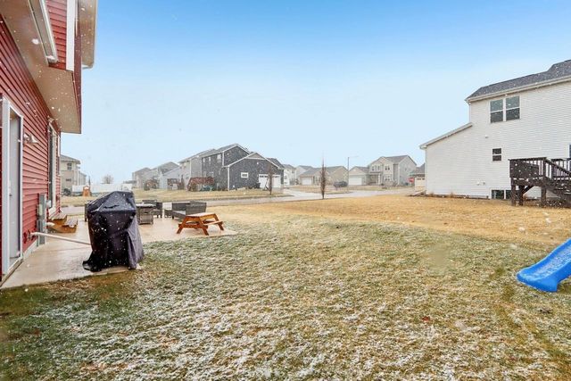 117 Crooked Tree Circle, Deforest, WI 53532