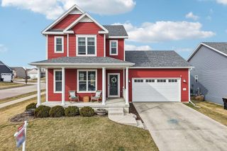 117 Crooked Tree Circle, Deforest, WI 53532