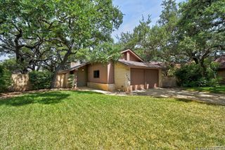13107 Hunters Wood, San Antonio, TX 78230