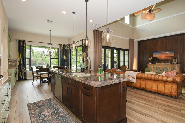 3045 NW Radcliffe Way, Palm City, FL 34990