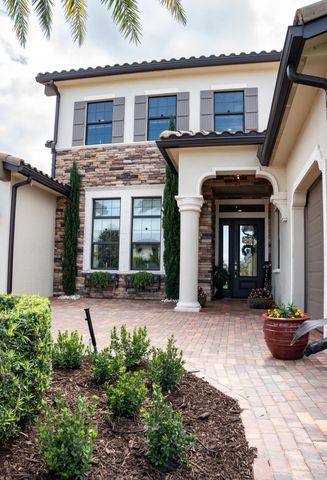 3045 NW Radcliffe Way, Palm City, FL 34990