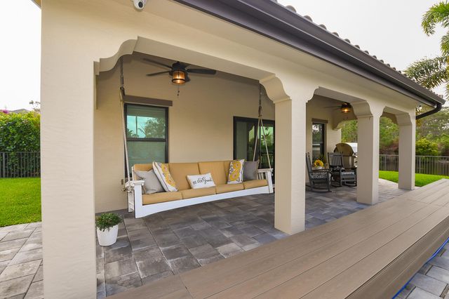 3045 NW Radcliffe Way, Palm City, FL 34990