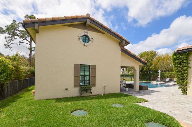 3045 NW Radcliffe Way, Palm City, FL 34990