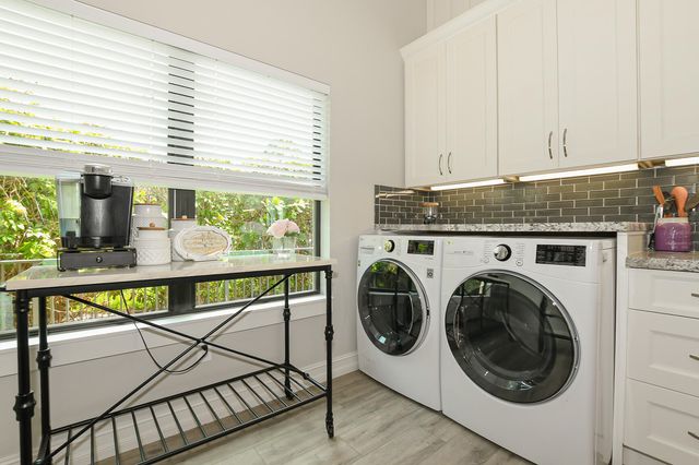 3045 NW Radcliffe Way, Palm City, FL 34990