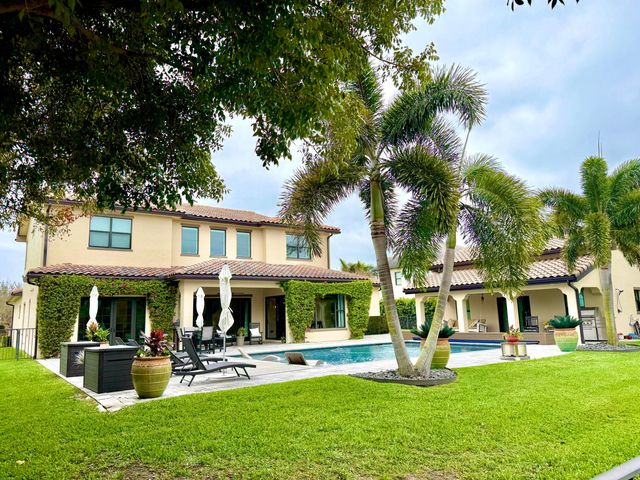 3045 NW Radcliffe Way, Palm City, FL 34990