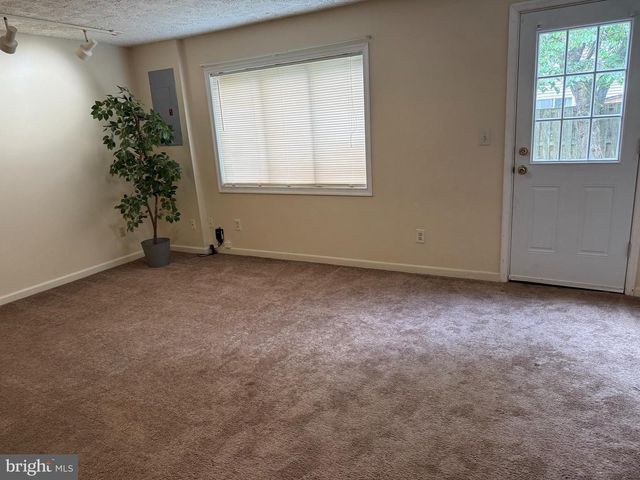 12866 BISON CT, Woodbridge, VA 22192