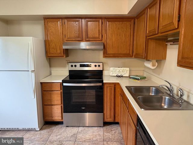 12866 BISON CT, Woodbridge, VA 22192