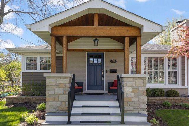 296 Kenilworth Avenue, Glen Ellyn, IL 60137