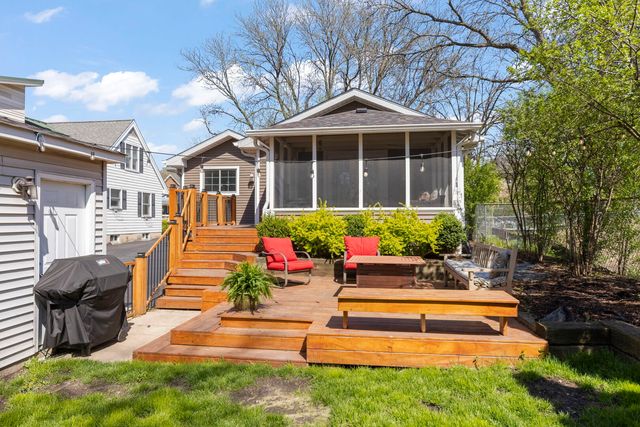 296 Kenilworth Avenue, Glen Ellyn, IL 60137