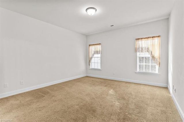 4320 Crosspointe Lane, Kernersville, NC 27284