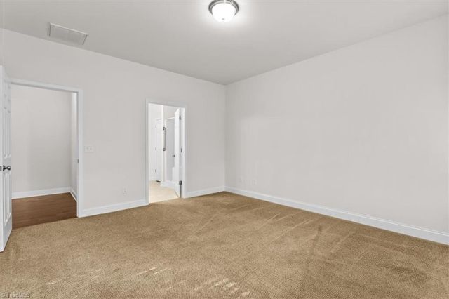 4320 Crosspointe Lane, Kernersville, NC 27284