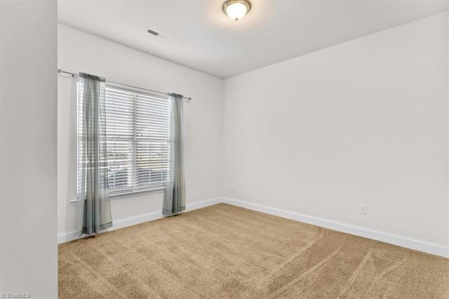 4320 Crosspointe Lane, Kernersville, NC 27284