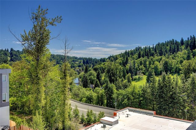 8904 NE 173rd Place #A, Bothell, WA 98011