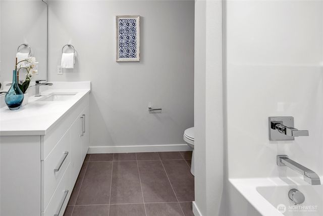 8904 NE 173rd Place #A, Bothell, WA 98011