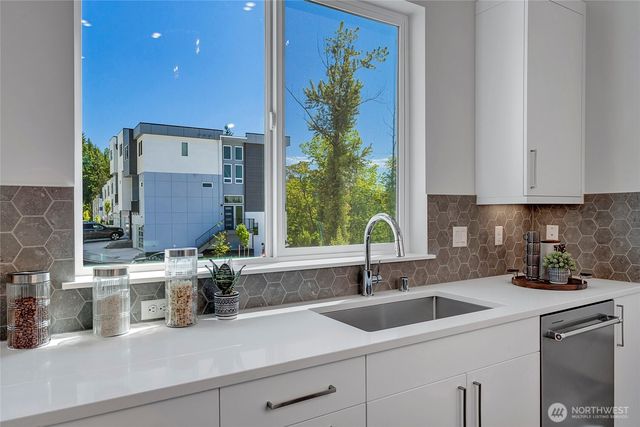 8904 NE 173rd Place #A, Bothell, WA 98011