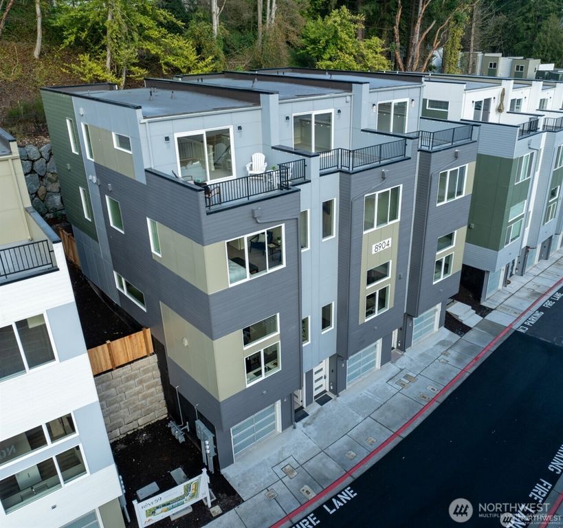 8904 NE 173rd Place #A, Bothell, WA 98011