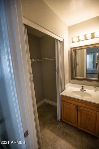 1820 E Secretariat Drive, Tempe, AZ 85284