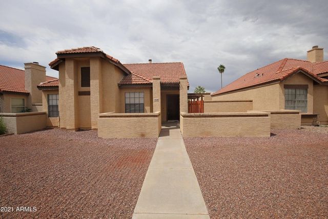 1820 E Secretariat Drive, Tempe, AZ 85284
