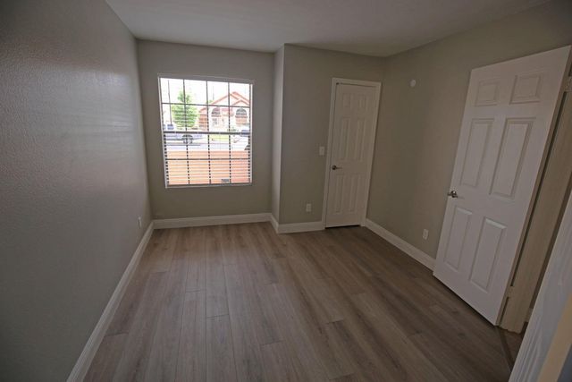 1820 E Secretariat Drive, Tempe, AZ 85284