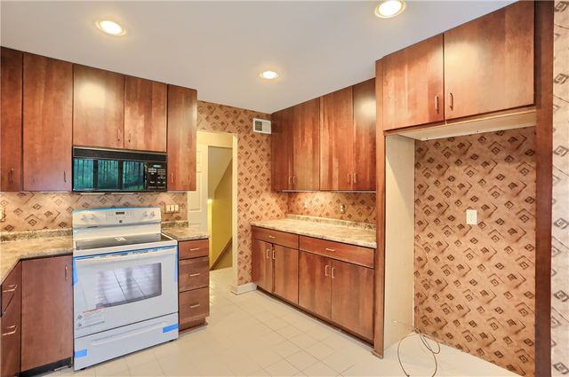 112 Trolley Court, Mccandless, PA 15237