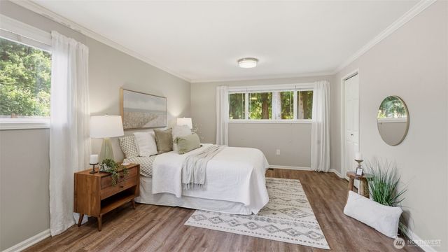 9006 210th Place NE, Redmond, WA 98053