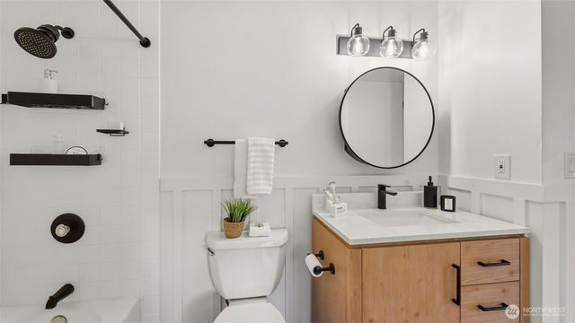 9006 210th Place NE, Redmond, WA 98053