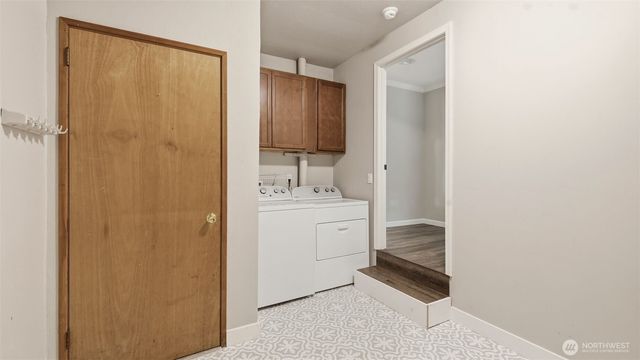 9006 210th Place NE, Redmond, WA 98053