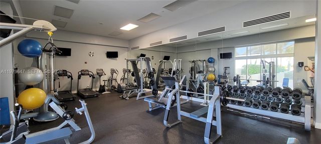 6917 Collins Ave 1620, Miami Beach, FL 33141