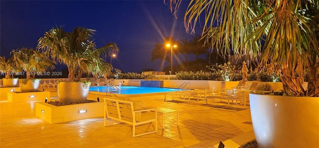 6917 Collins Ave 1620, Miami Beach, FL 33141