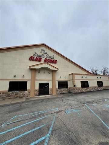 2200 Brownsville Road, South Park, PA 15129