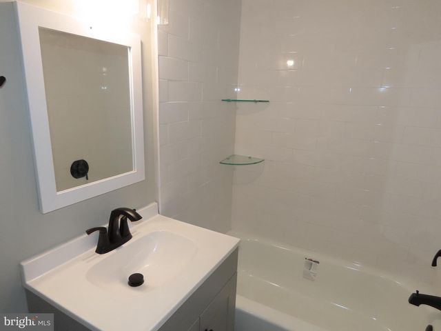 831 E 27TH ST, Wilmington, DE 19802