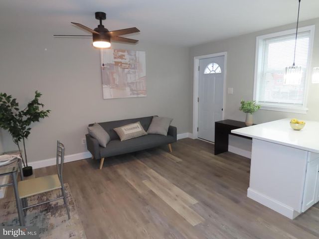 831 E 27TH ST, Wilmington, DE 19802