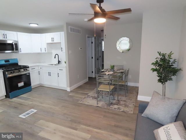 831 E 27TH ST, Wilmington, DE 19802