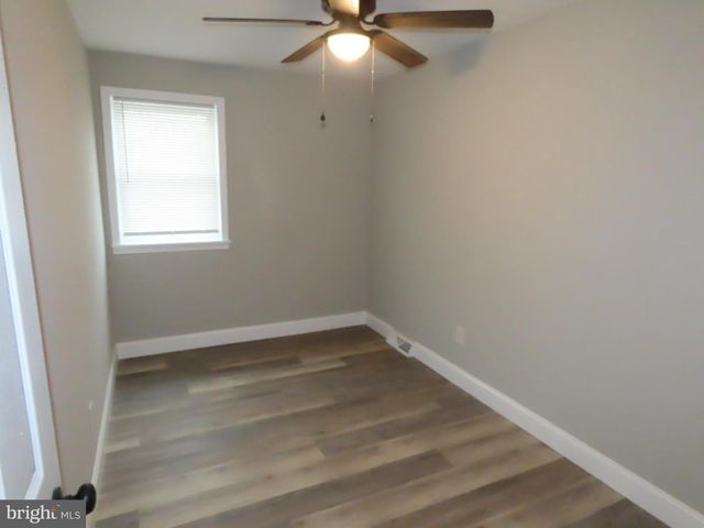 831 E 27TH ST, Wilmington, DE 19802