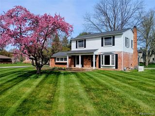 8161 Twilight Lane, Brighton, MI 48116