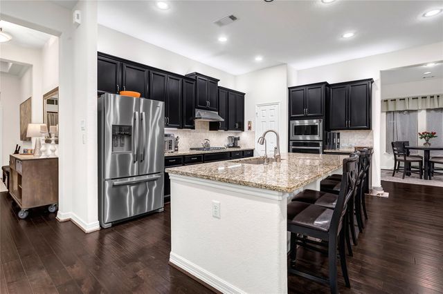 9619 Hideaway Green Drive, Richmond, TX 77406