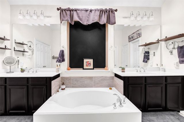 9619 Hideaway Green Drive, Richmond, TX 77406