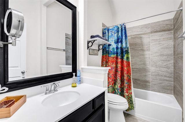 9619 Hideaway Green Drive, Richmond, TX 77406