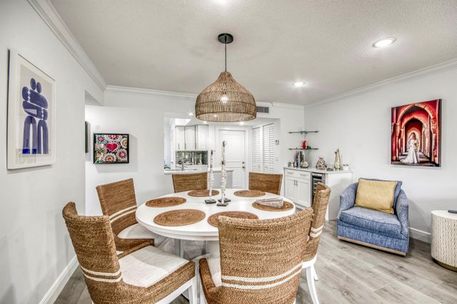 14823 Cumberland Drive 204 M, Delray Beach, FL 33446