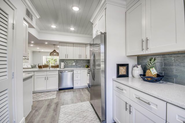 14823 Cumberland Drive 204 M, Delray Beach, FL 33446