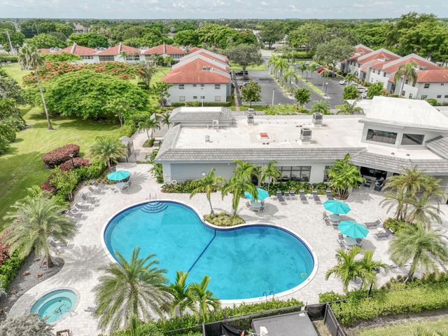 14823 Cumberland Drive 204 M, Delray Beach, FL 33446