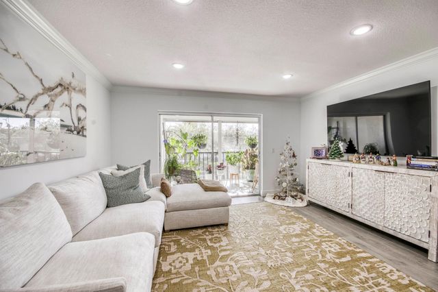14823 Cumberland Drive 204 M, Delray Beach, FL 33446