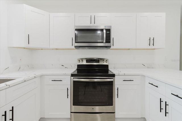 3014 S WEST SHORE BOULEVARD W, Tampa, FL 33629
