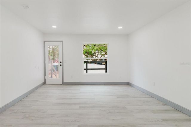 3014 S WEST SHORE BOULEVARD W, Tampa, FL 33629