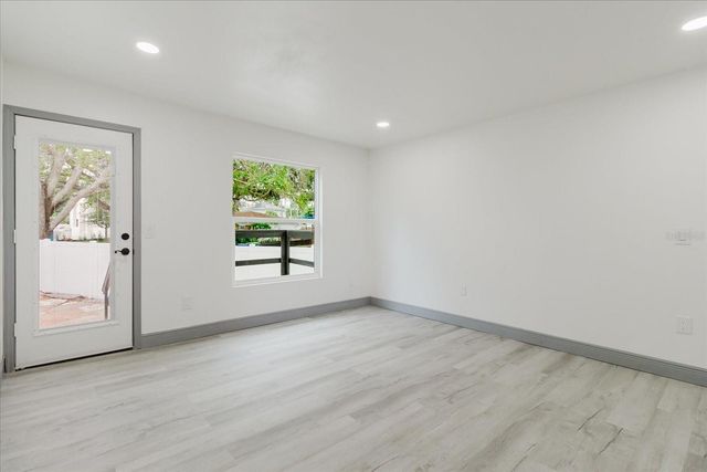 3014 S WEST SHORE BOULEVARD W, Tampa, FL 33629