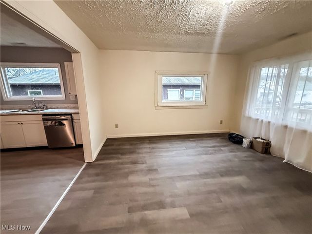 4319 12th Avenue, Parkersburg, WV 26101