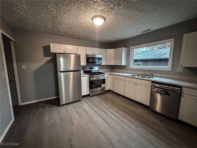 4319 12th Avenue, Parkersburg, WV 26101