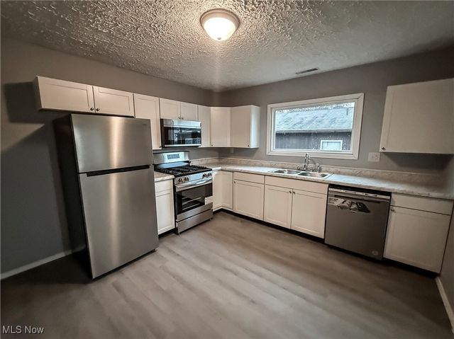 4319 12th Avenue, Parkersburg, WV 26101