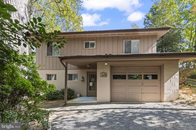 1928 ELM RD, Port Republic, MD 20676